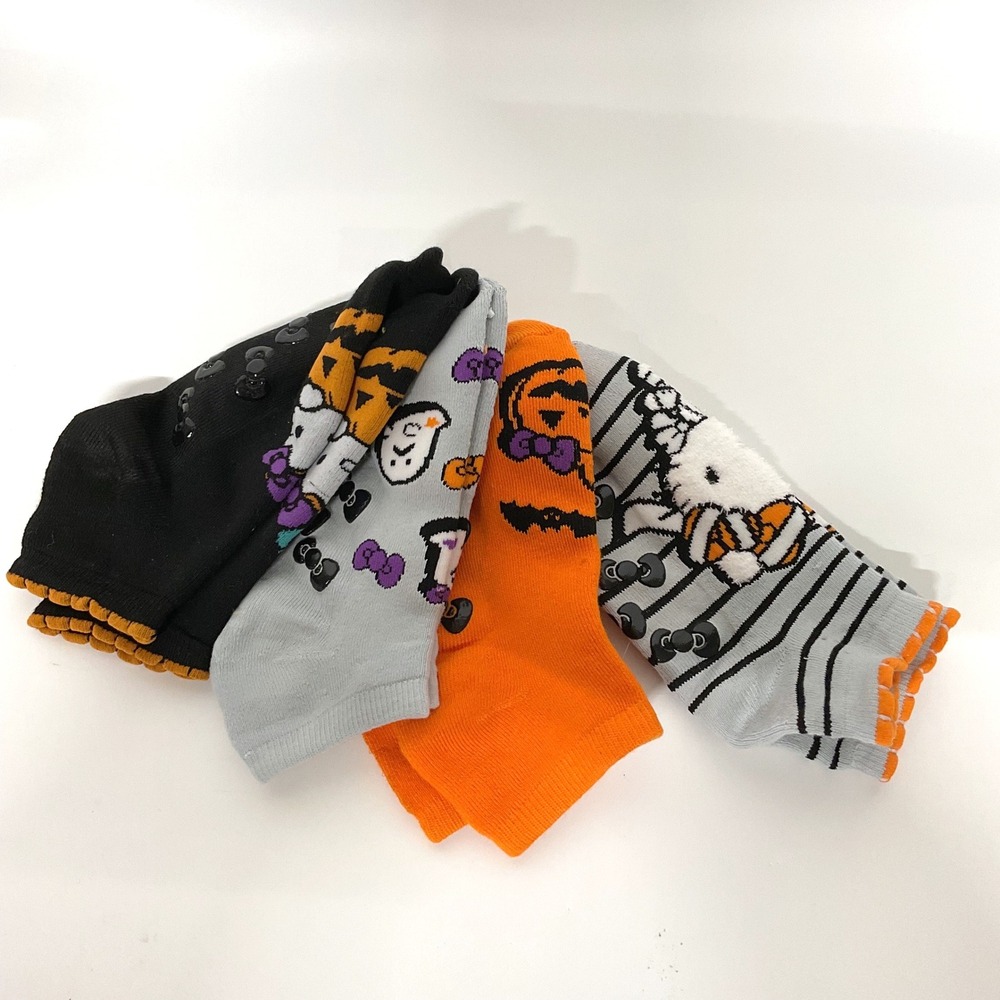 Sanrio Hello Kitty Halloween Ankle Socks 4 Pack Non Slip Grippers Orange Black